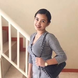 Meet your Posher, Rayna